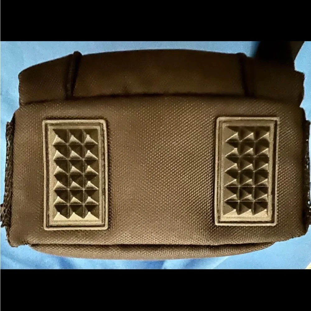 ZING Camera Bag with Padded Protection Black and Gray Interior Separators